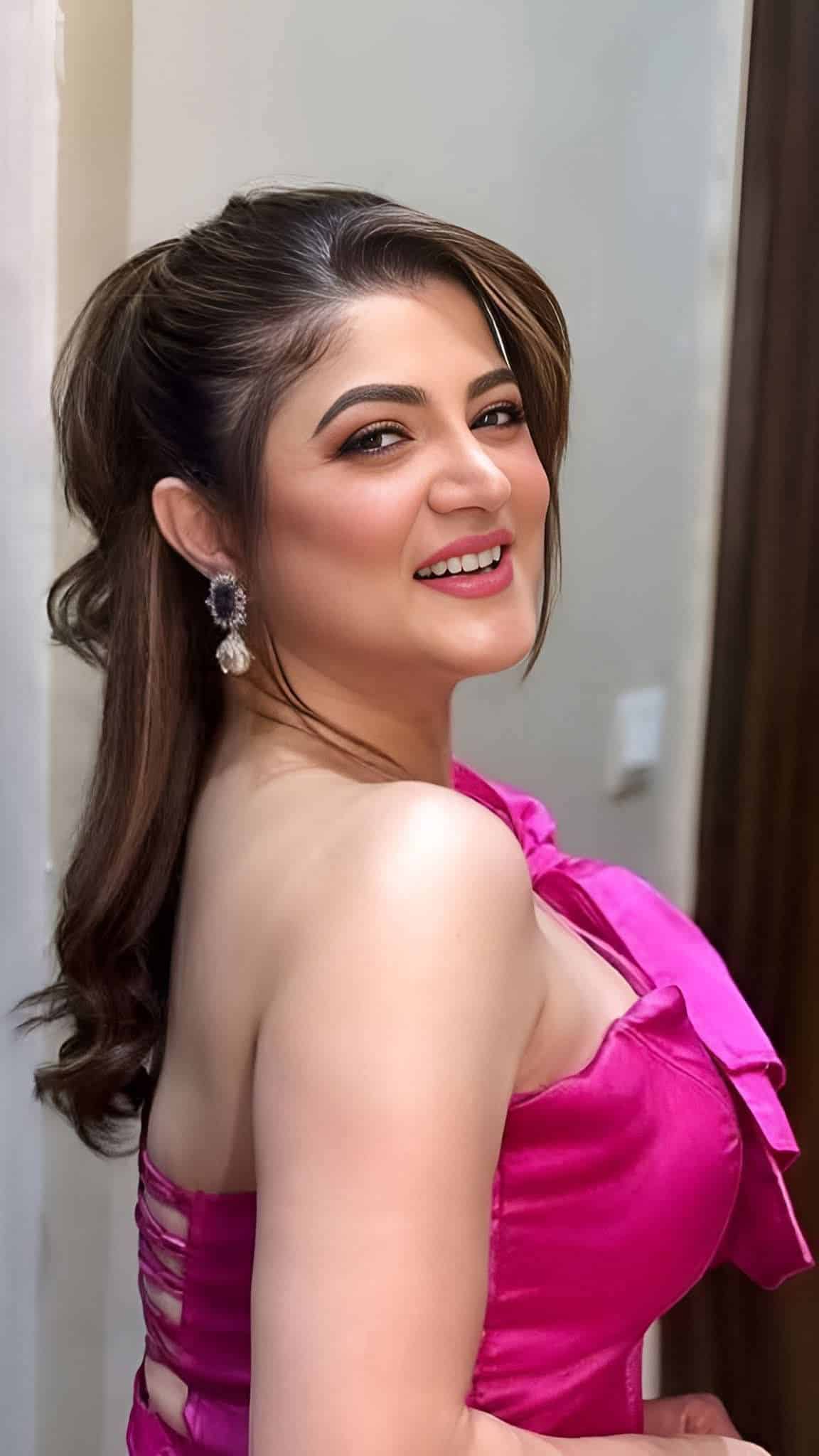 Book Girl for Night in Pakistan — editorial-style framing for brand-trust signals — booking in Pakistan (Lahore, Islamabad, Karachi & more) — gallery 9/15 — asset 12